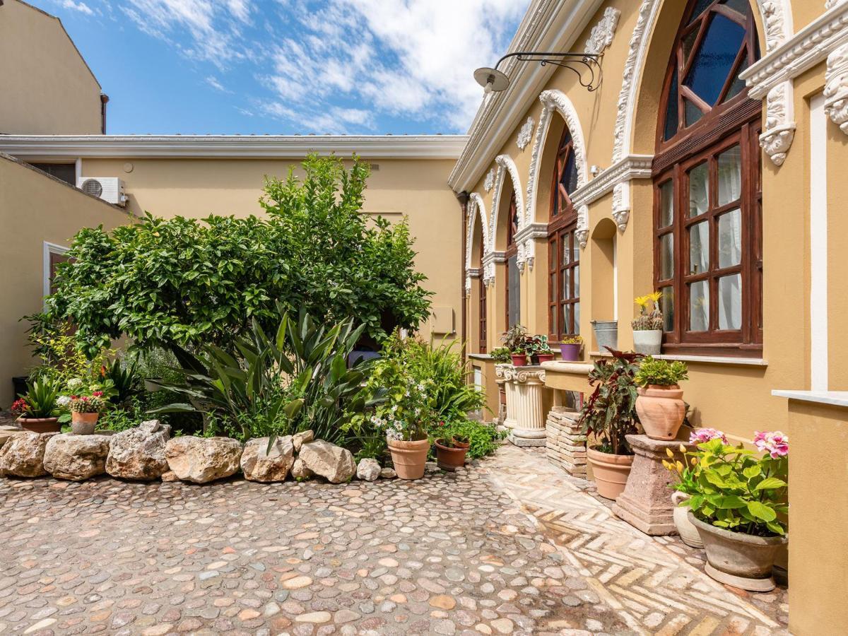 La Torretta Domus Hotel Quartu Sant'Elena Exterior photo